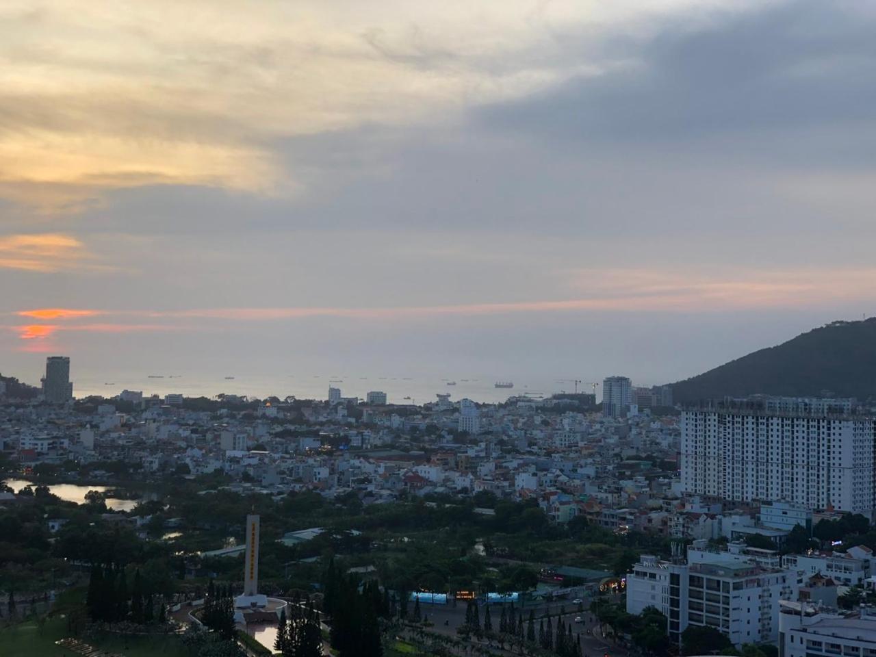 The Song Apartment Vung Tau Sea View Exterior photo